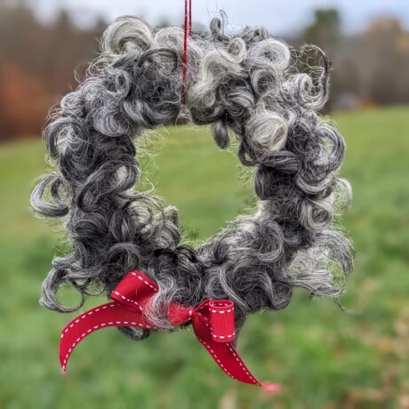 Gotland curls wreath 2